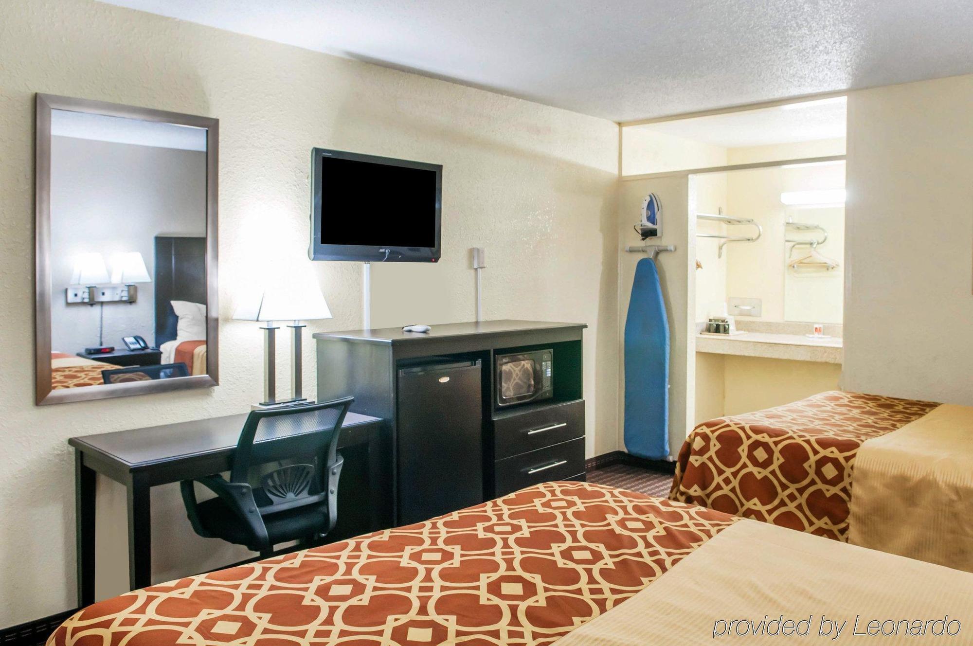 Econo Lodge Carlsbad Caverns Area Exterior foto